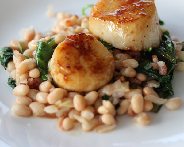 white beans and scallops